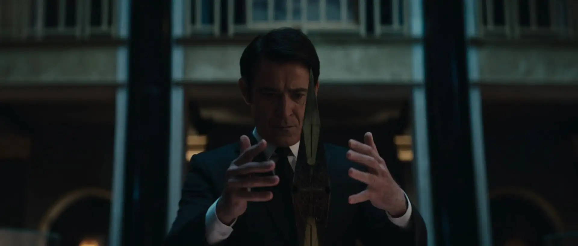 Download HellraiserWEB DL Dual Audio {Hindi English} 480p [450MB] | 720p [1GB] | 1080p [2.4GB] screenshot 1