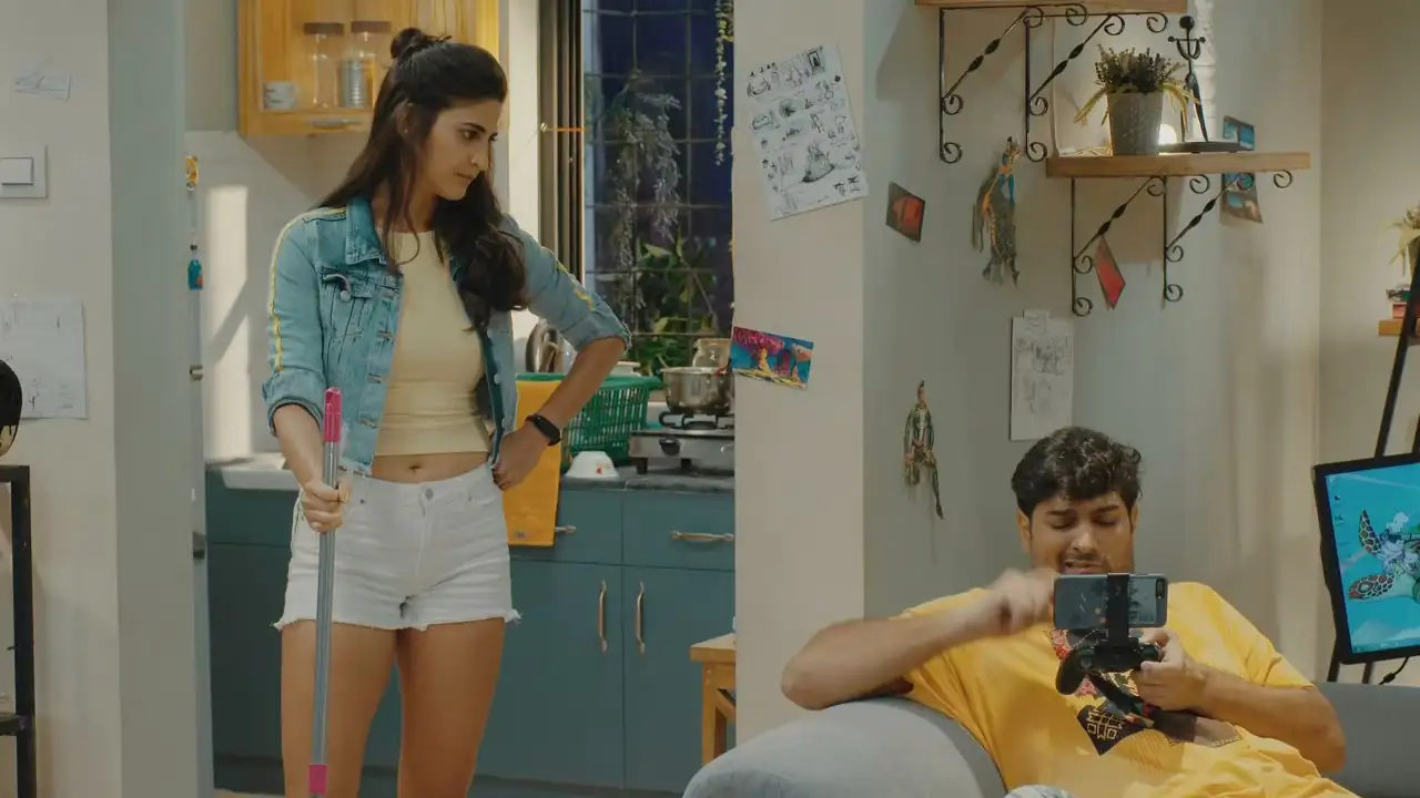 Download Sandwiched ForeverSeason 1 Hindi Complete SonyLiv WEB Series 480p | 720p HDRip screenshot 2