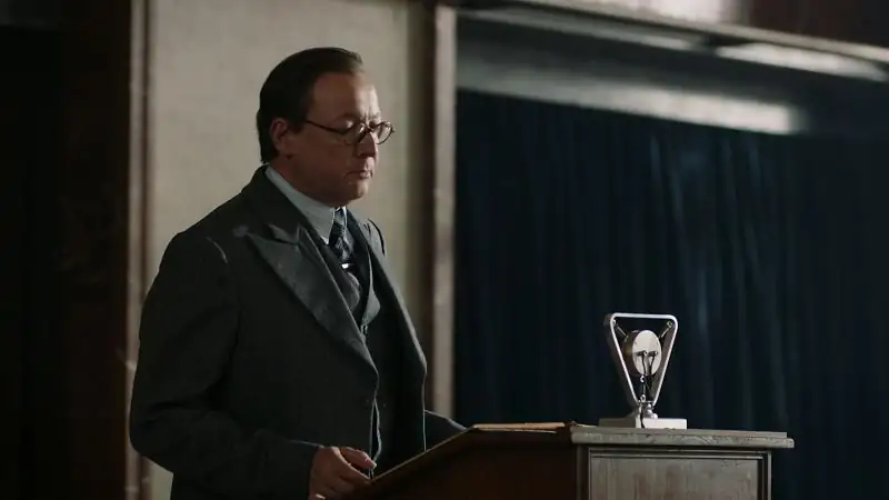 download babylon berlin (season 1 - 3) dual audio [hindi + english] amazon prime complete series 480p [150mb] | 720p [250mb]