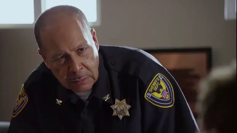 download shark lake (2015) dual audio {hindi-english} 480p [400mb] | 720p [1gb] | 1080p [3gb]