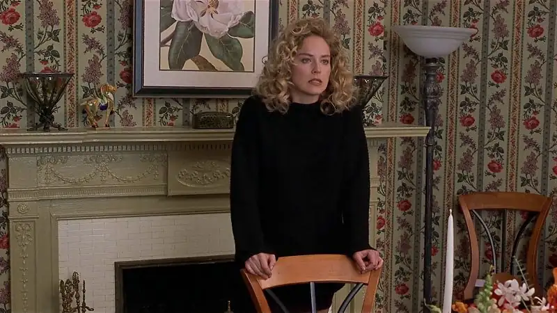 download gloria (1999) dual audio {hindi-english} bluray 480p [350mb] | 720p [1gb] | 1080p [2.2gb]