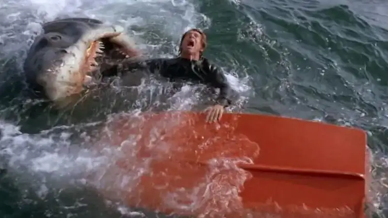 download jaws (1975) bluray dual audio {hindi-english} 480p [310mb] | 720p [1.3gb] | 1080p [2.6gb]