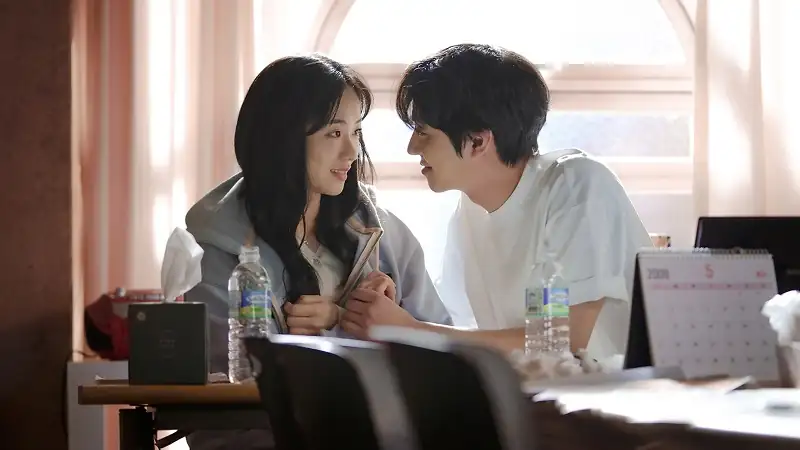 download a time called you - netflix original (2023) season 1 complete multi audio {hindi-english-korean} 720p | 1080p web-dl