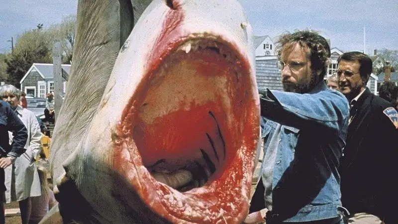 download jaws (1975) bluray dual audio {hindi-english} 480p [310mb] | 720p [1.3gb] | 1080p [2.6gb]
