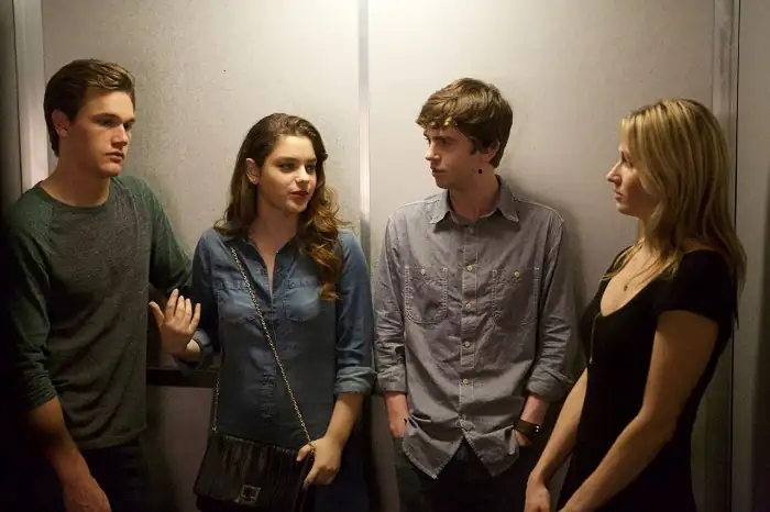 download almost friends (2016) dual audio {hindi-english} 480p [350mb] | 720p [750mb] | 1080p [1.7gb]