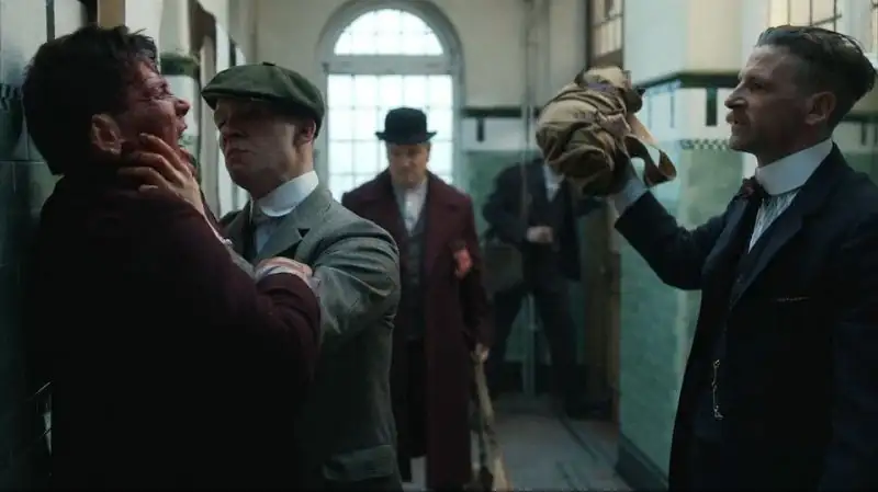 download peaky blinders (season 1 - 6) complete dual audio {hindi-english} web series 480p | 720p & 1080p bluray