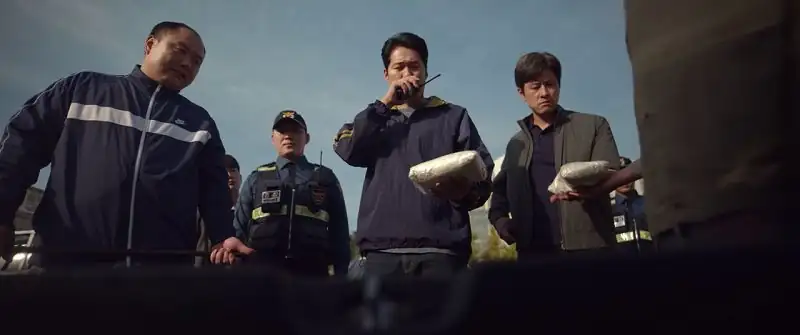download mission: cross (netflix - 2024) web-dl multi-audio {hindi-english-korean} 480p [415mb] | 720p [1.2gb] | 1080p [2.4gb]