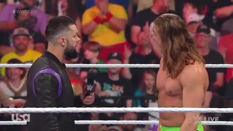 download wwe monday night raw - 12th september 2022 english full wwe show 480p [650mb] | 720p [1.2gb] hdrip