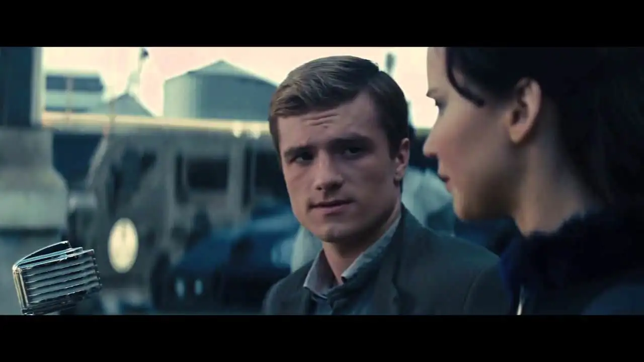 download the hunger games: catching fire (2013) dual audio {hindi-english} 480p [450mb] | 720p [1gb] | 1080p [3.5gb]